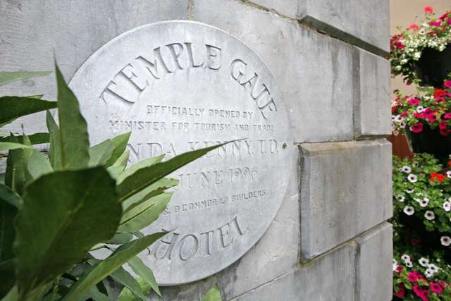 Отель Temple Gate Hotel Эннис-30